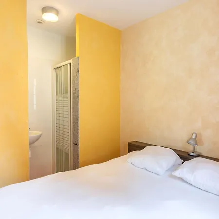 Cozy With Scenic Views Lacapelle-Marival