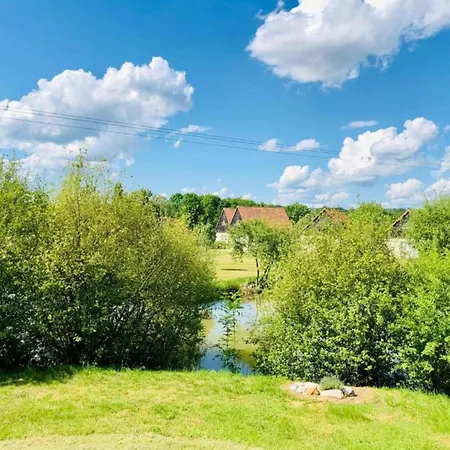 Cozy With Scenic Views