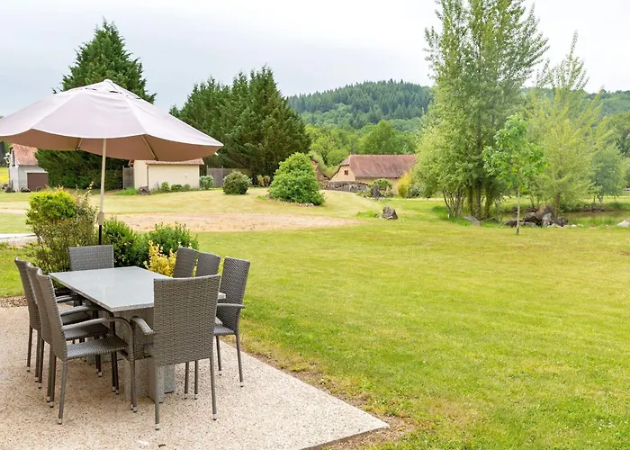 Cozy With Scenic Views 度假居